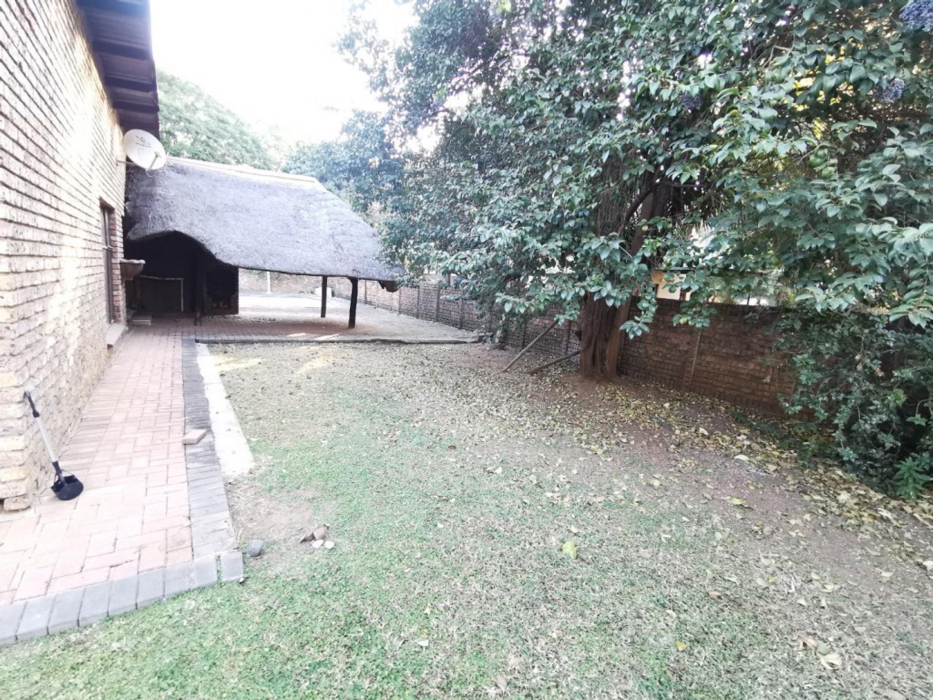  of property in Theresapark