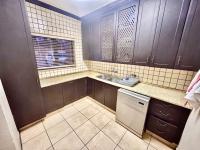  of property in De Deur