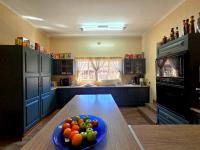 of property in Bendor