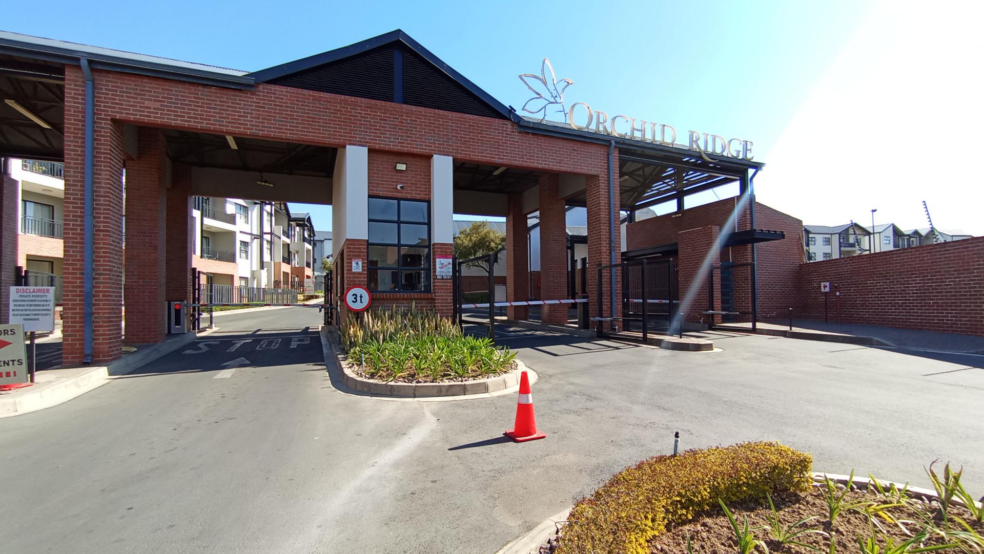 Front View of property in Sundowner
