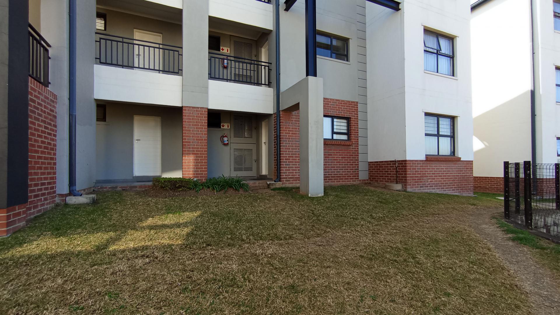 Front View of property in Sundowner