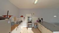 Kitchen - 29 square meters of property in Amanzimtoti 