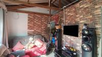 Lounges - 13 square meters of property in Folweni C