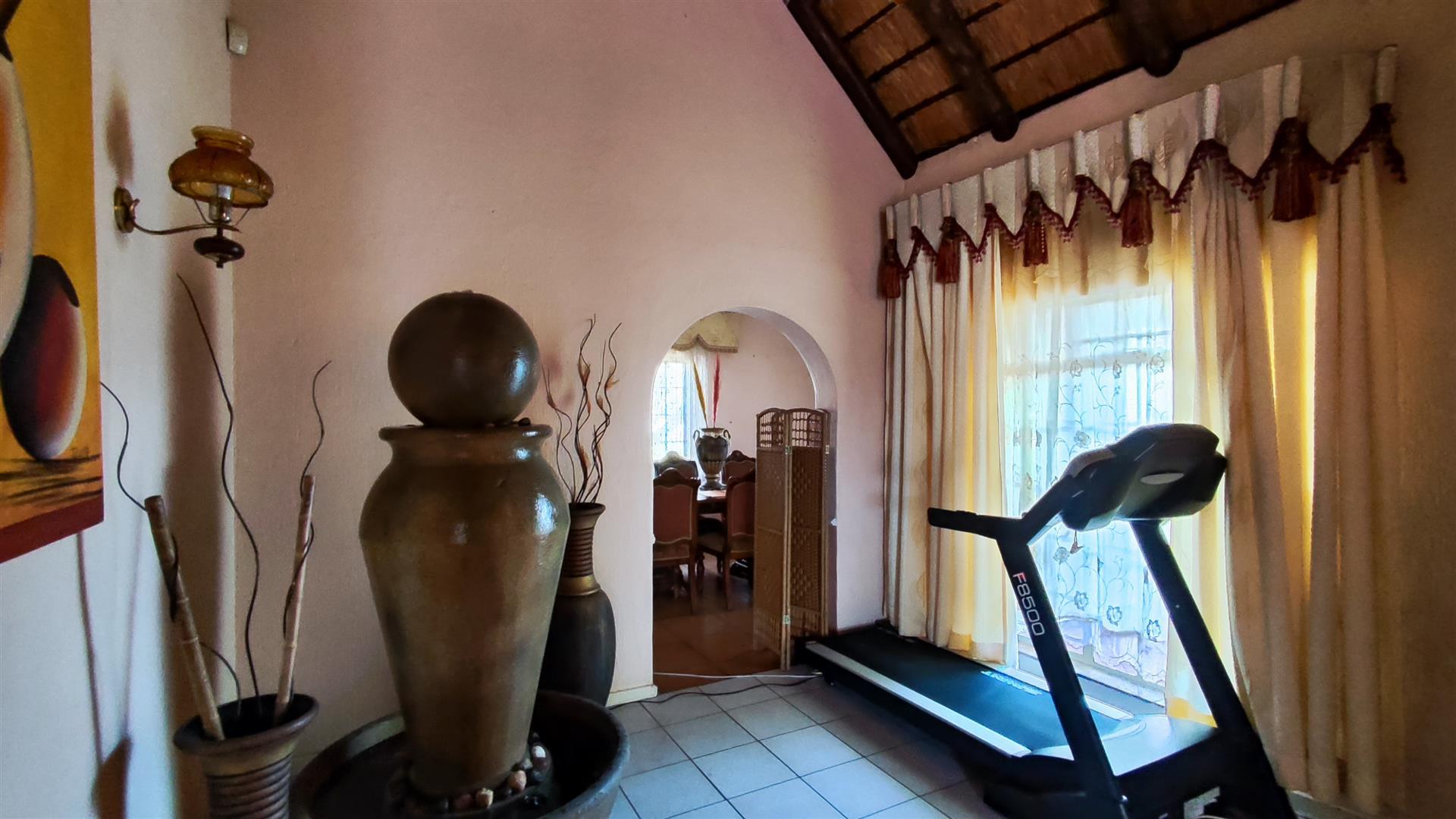 Spaces - 71 square meters of property in Randhart