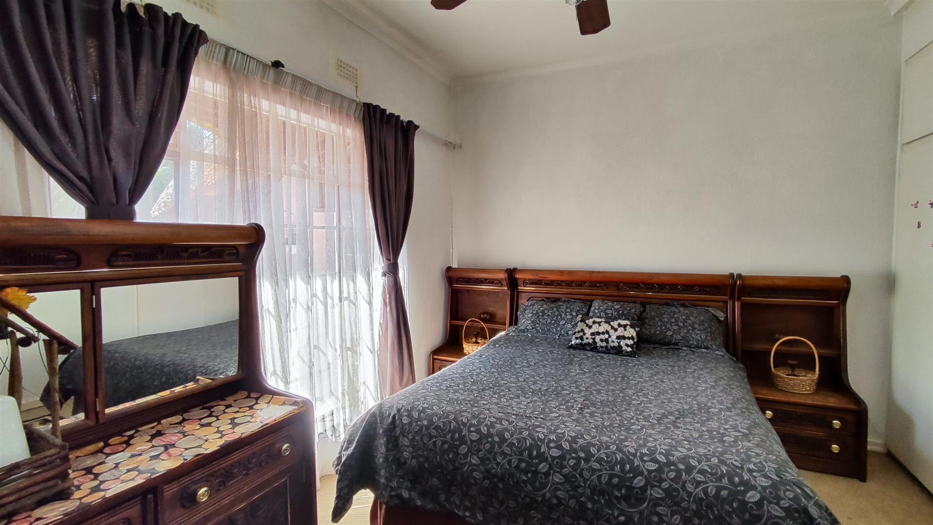 Bed Room 2 - 18 square meters of property in Randhart