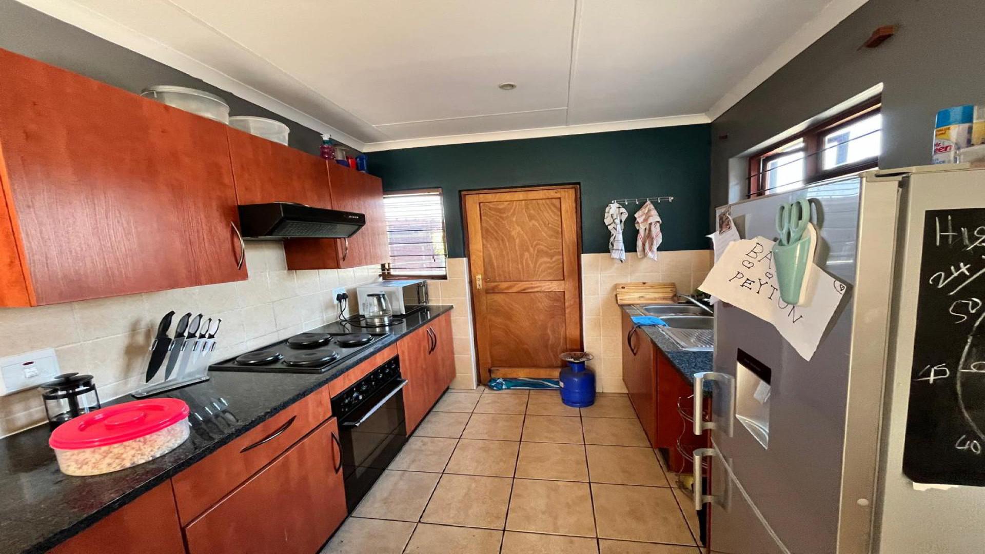 Kitchen of property in The Reeds