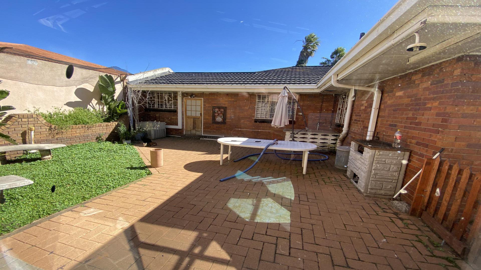 Flatlet of property in Selection park