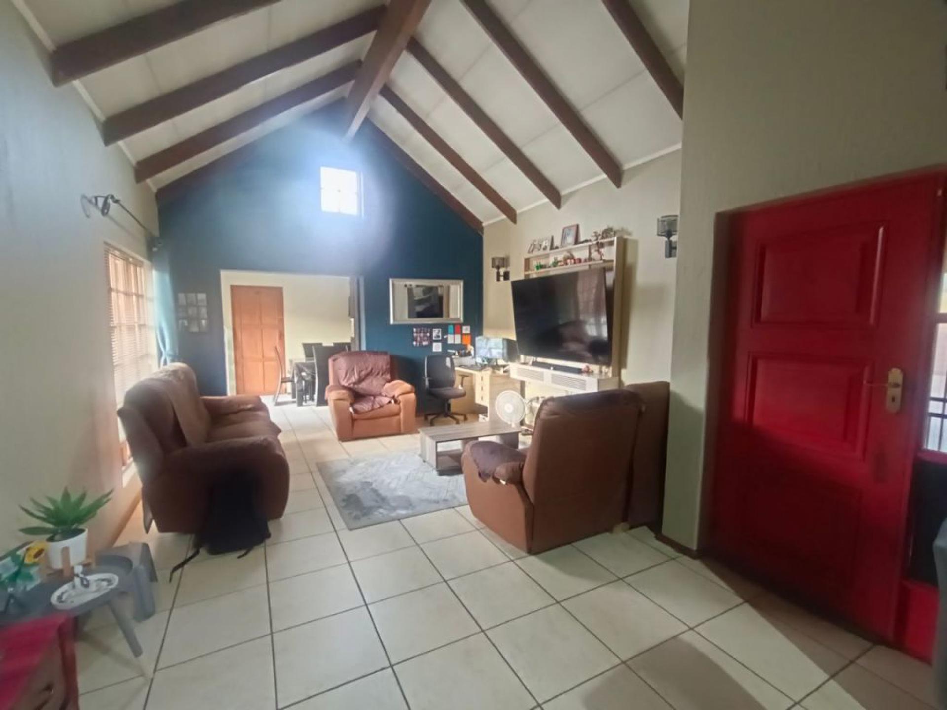  of property in Clubview