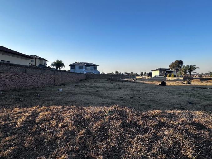 Land for Sale For Sale in Helderwyk Estate - MR685402