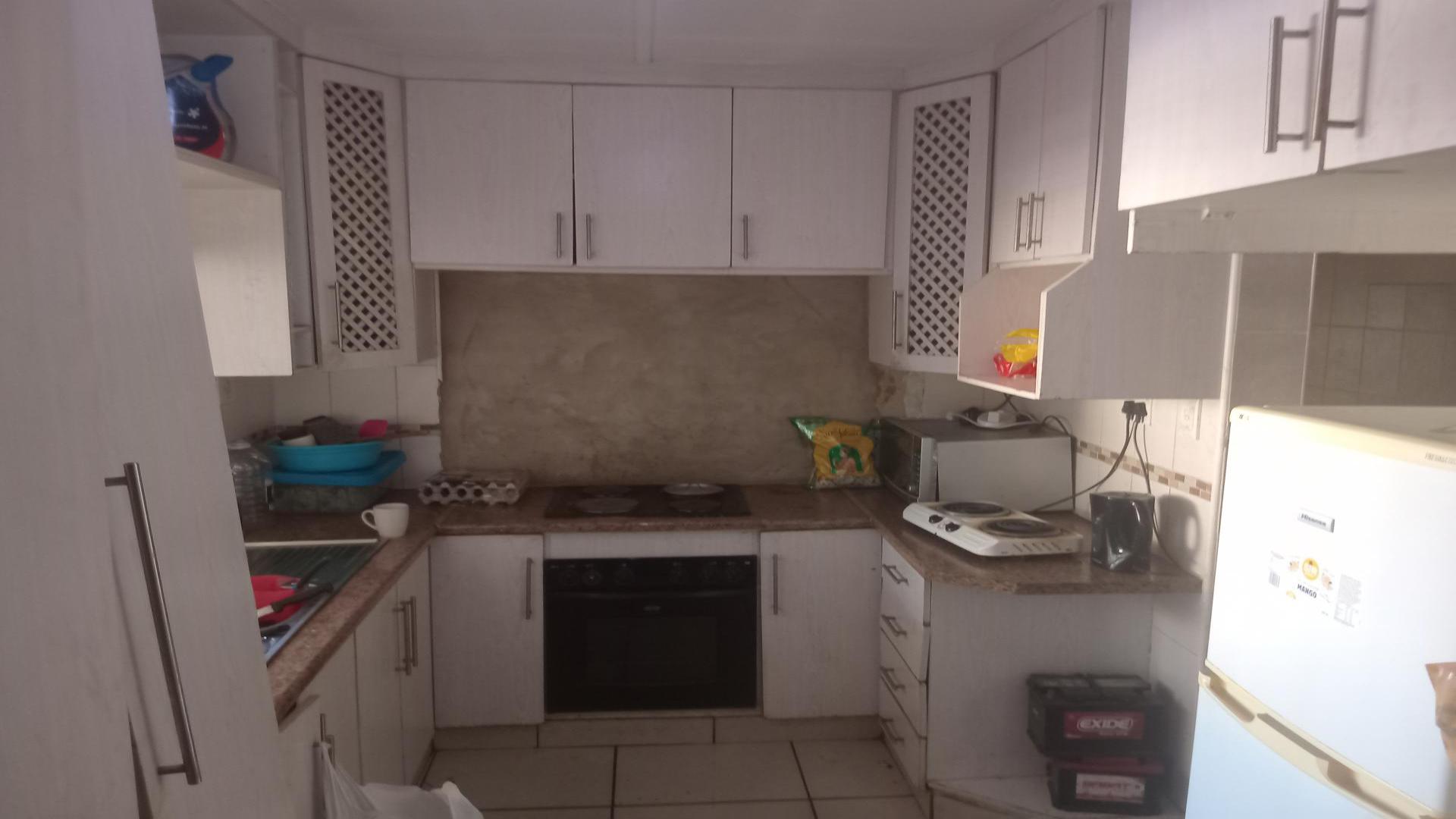 Kitchen of property in Westpark