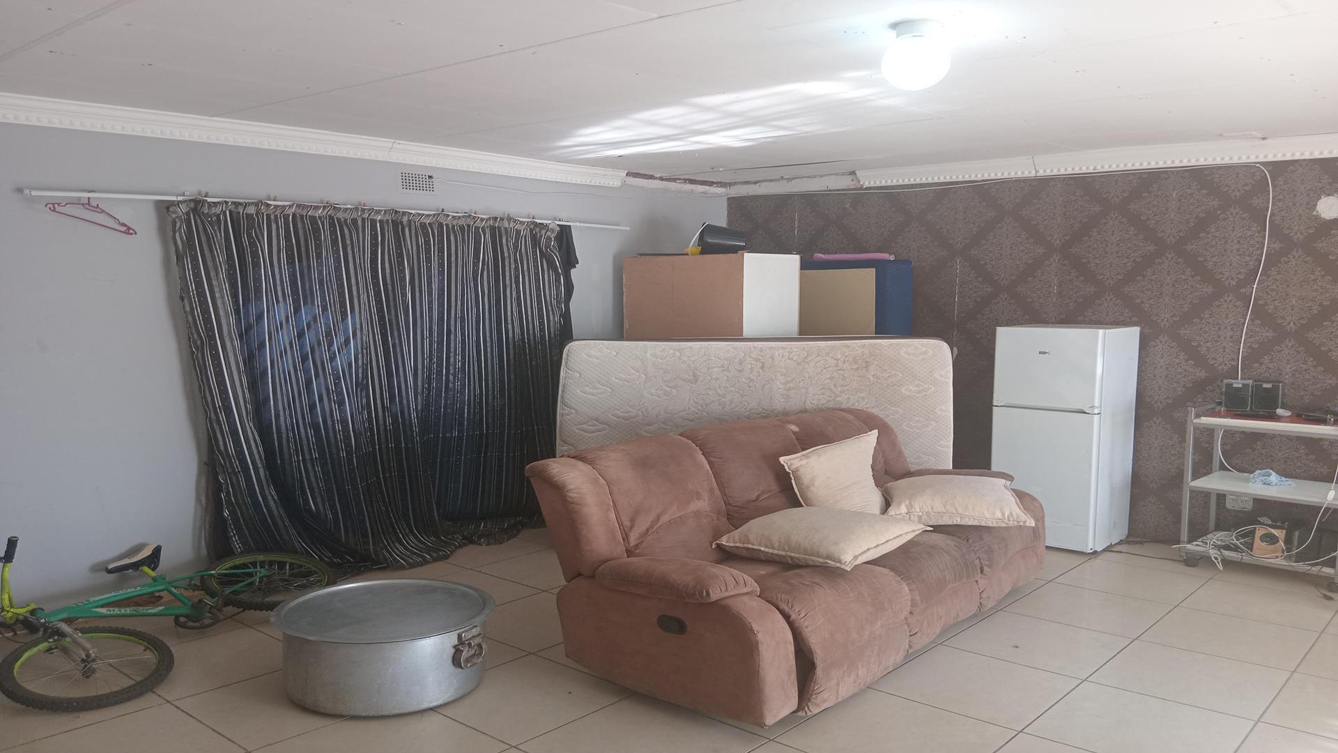 Lounges of property in Westpark
