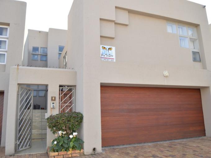 3 Bedroom Simplex for Sale For Sale in Bassonia - MR685489