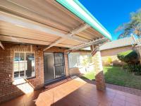 2 Bedroom 2 Bathroom Simplex for Sale for sale in Eldoraigne