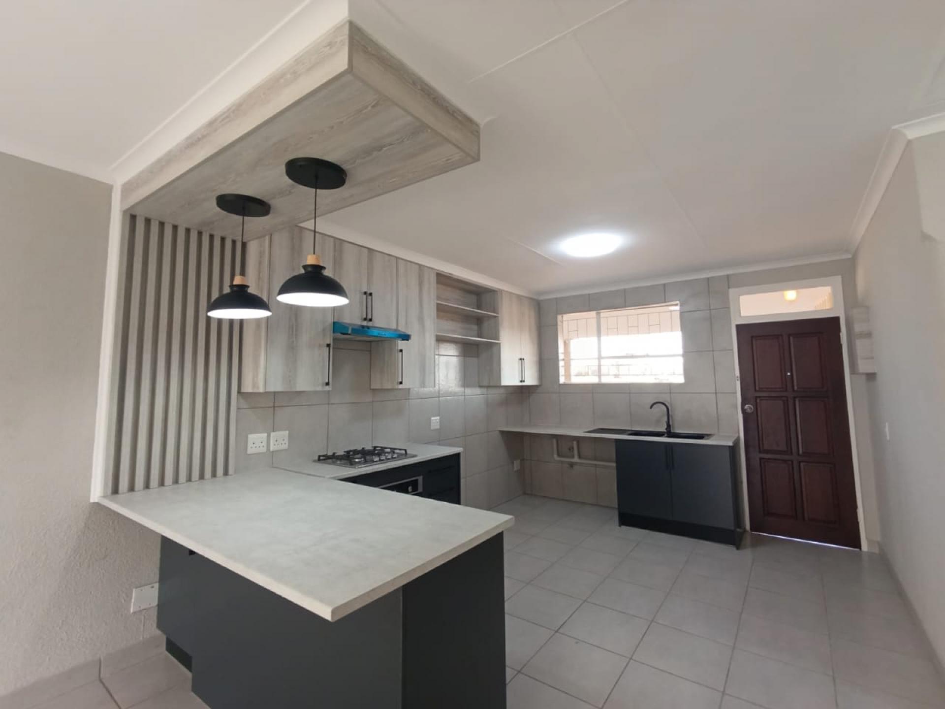  of property in Brackendowns