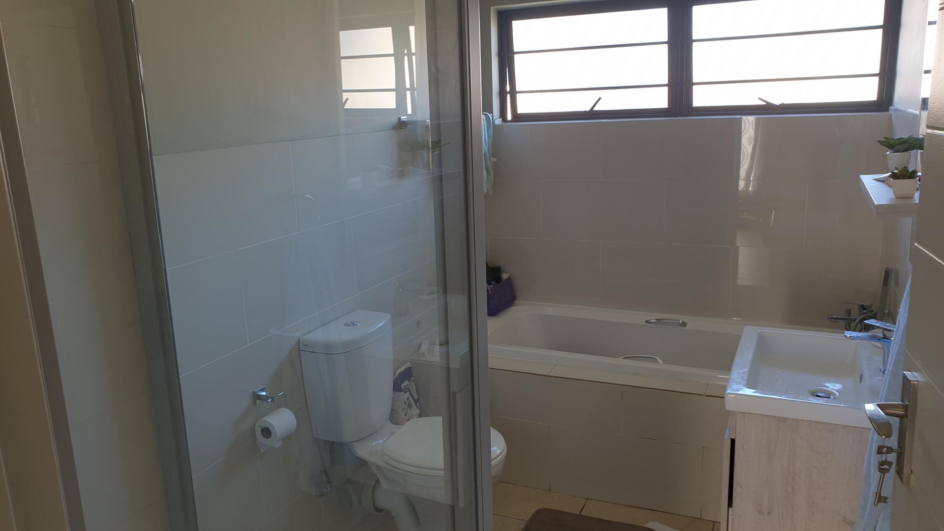  of property in Amberfield