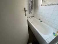  of property in Sunnyside