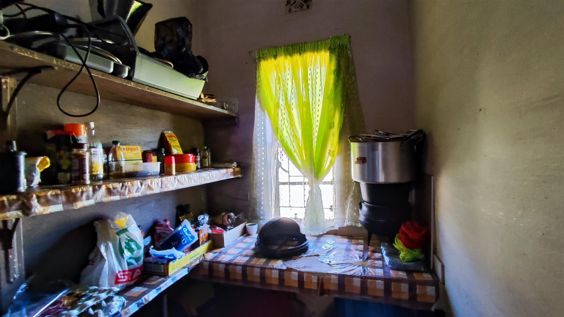 Spaces - 22 square meters of property in Noycedale