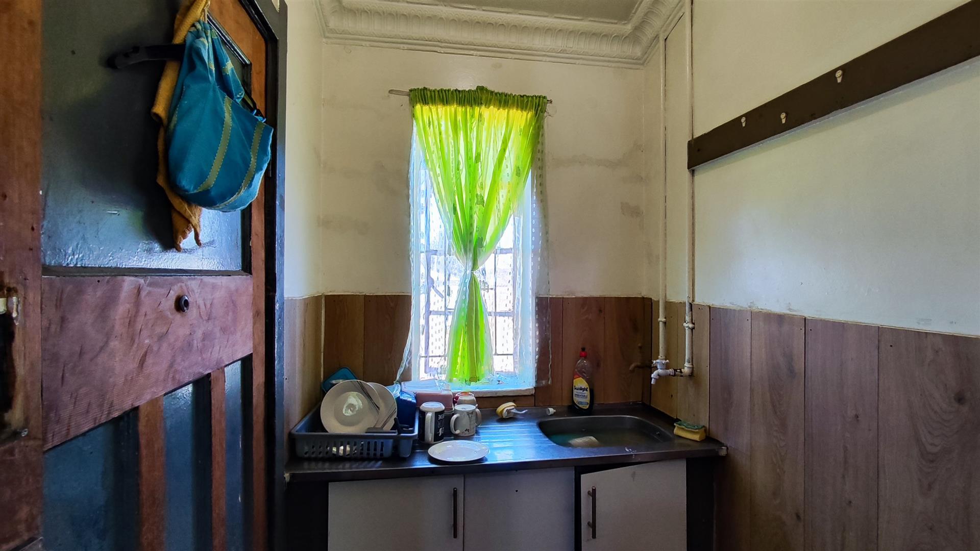 Scullery - 4 square meters of property in Noycedale