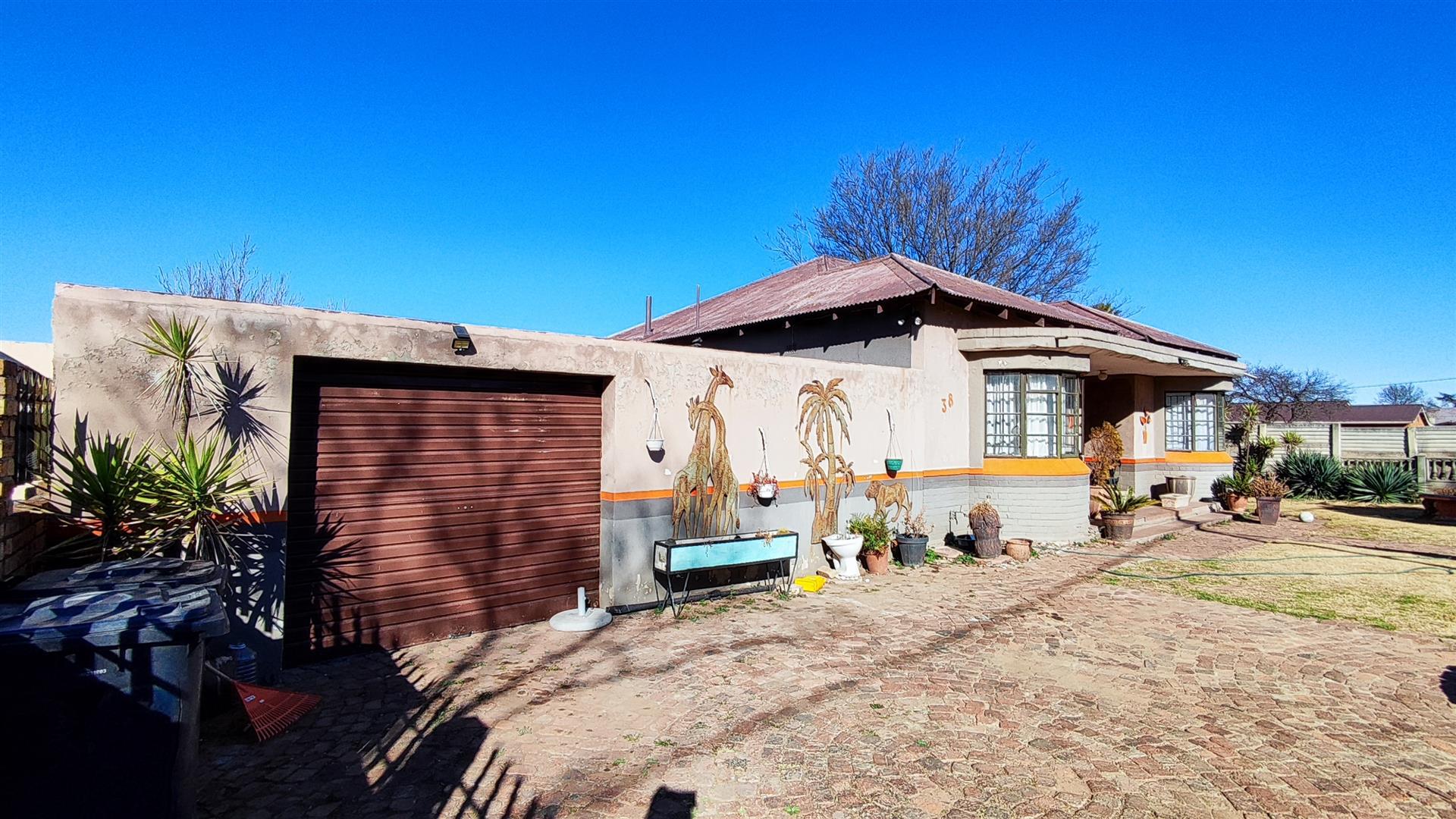 Front View of property in Noycedale
