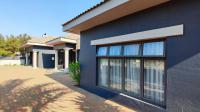 Front View of property in Helderwyk Estate