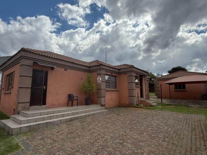 3 Bedroom House to Rent in Risana - Property to rent - MR685584