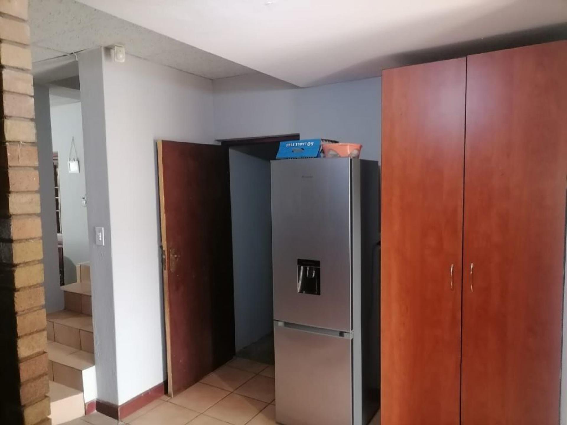  of property in Annadale