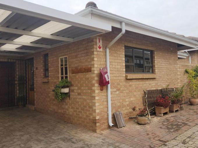 2 Bedroom Retirement Home for Sale For Sale in Garsfontein - MR685627