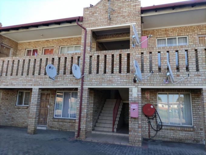 1 Bedroom Apartment for Sale For Sale in Rustenburg - MR685631