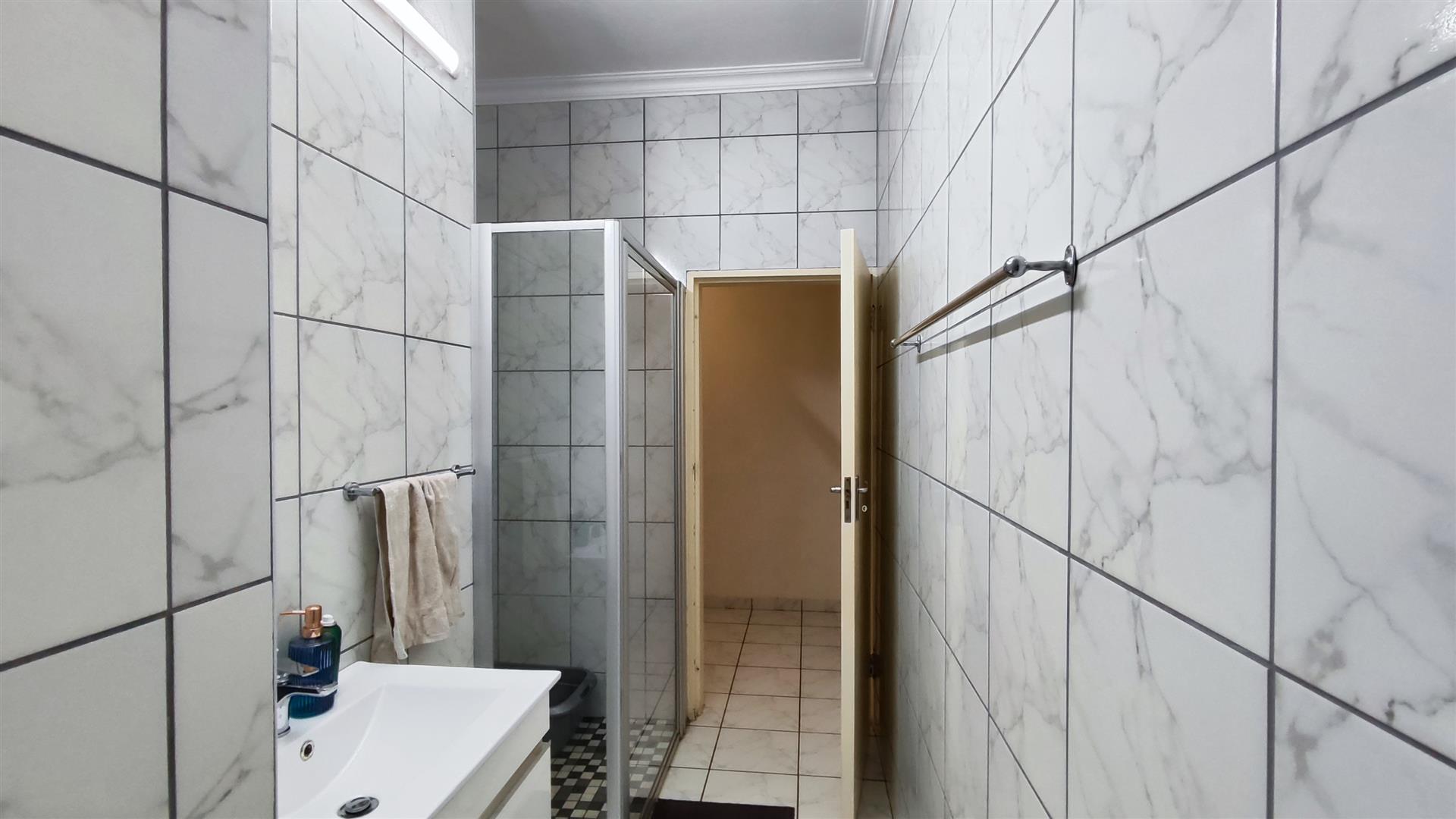 Bathroom 2 - 7 square meters of property in Parkdene (JHB)