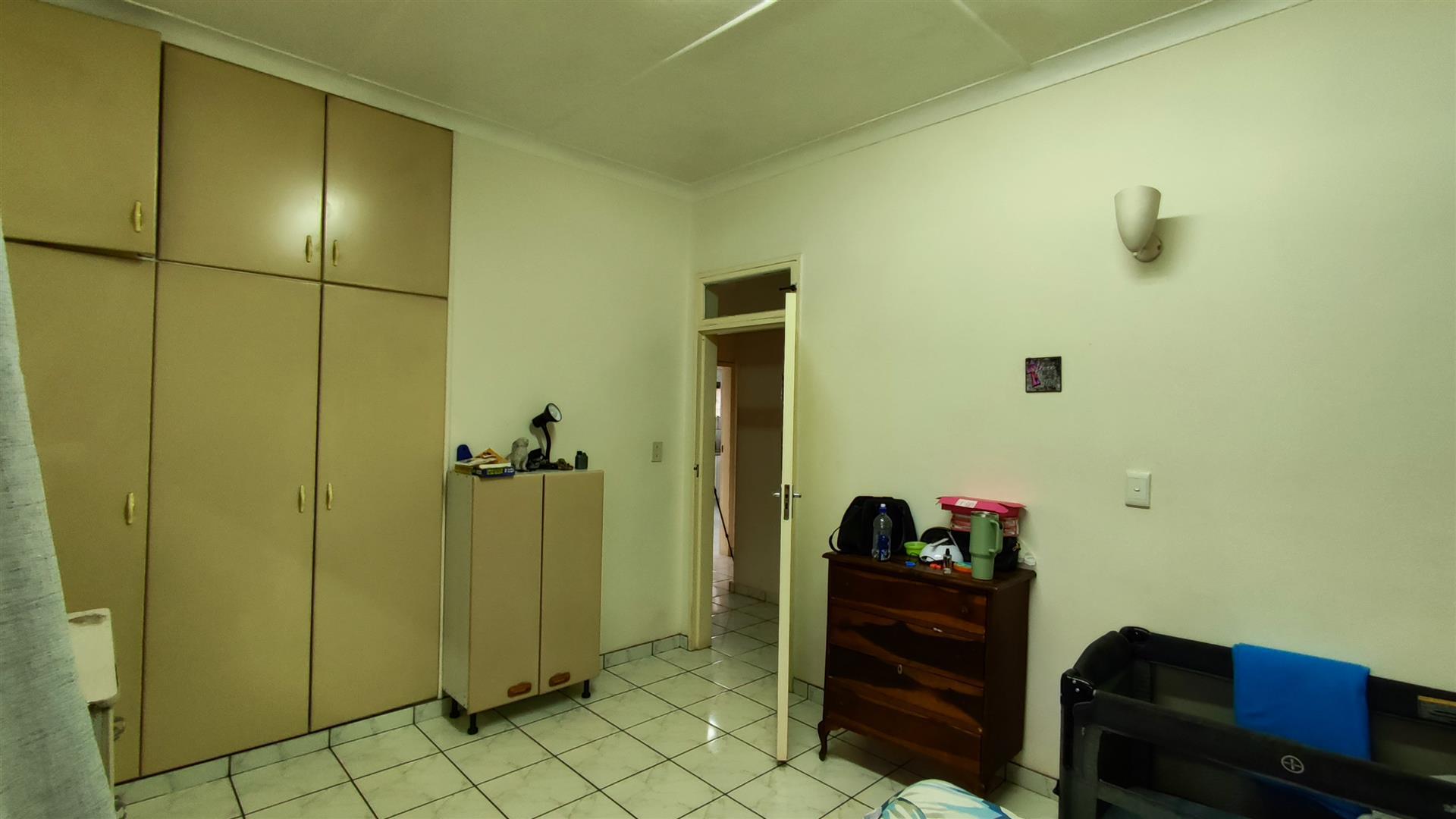 Bed Room 1 - 22 square meters of property in Parkdene (JHB)