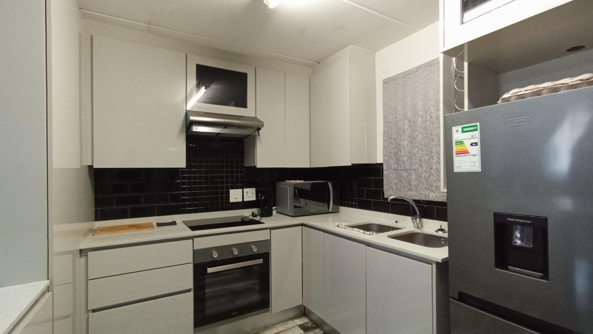 Kitchen - 9 square meters of property in Ormonde