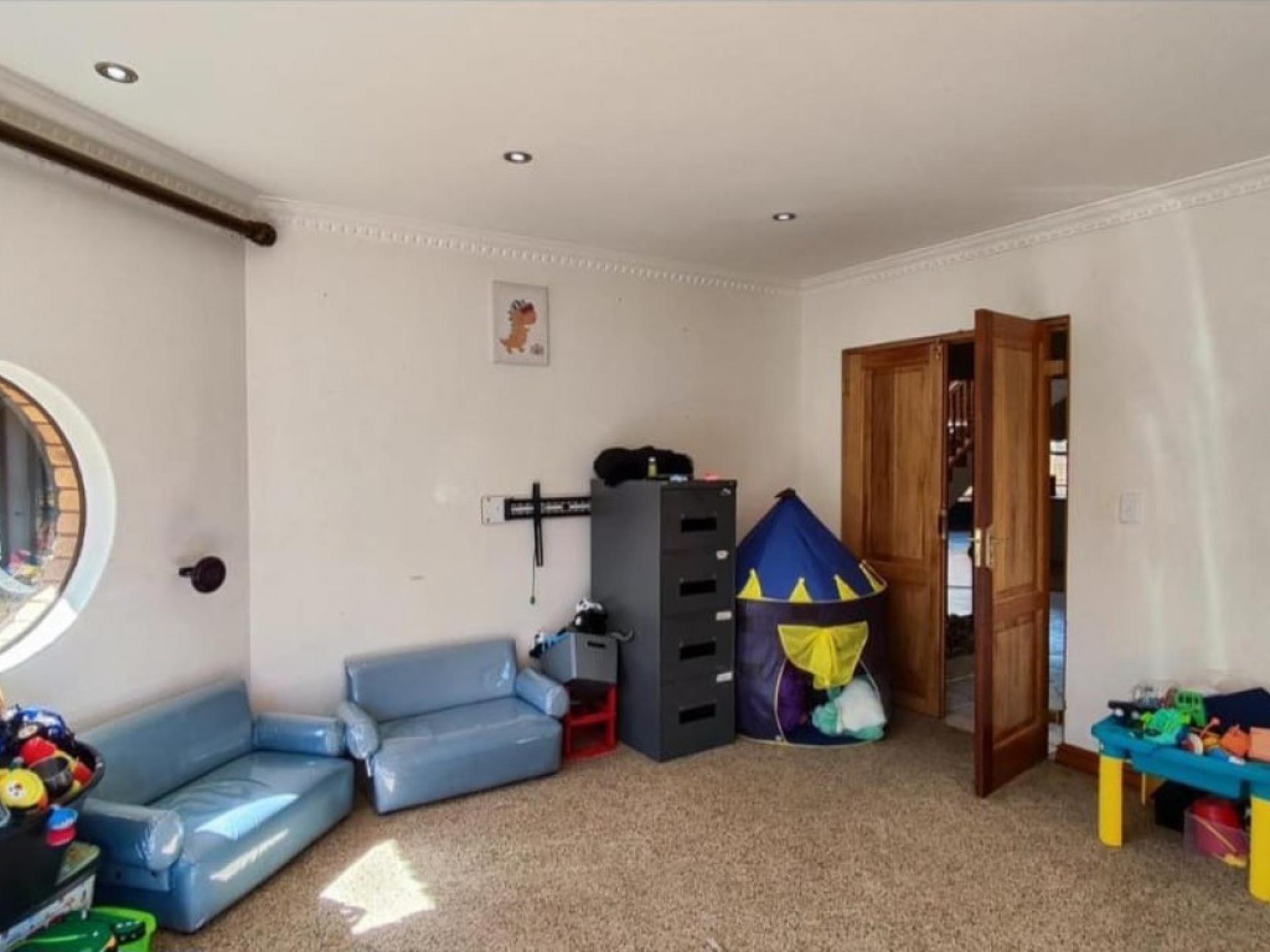  of property in Meyersdal