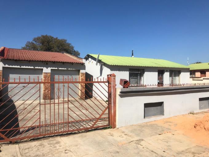 4 Bedroom House for Sale For Sale in Soshanguve - MR685682