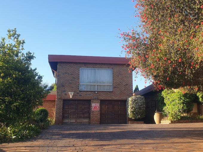 4 Bedroom House for Sale For Sale in Glenvista - MR685691