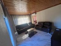  of property in Glenvista