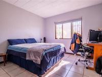  of property in Glenvista