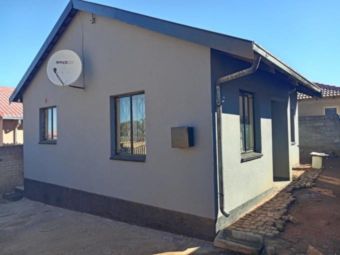 2 Bedroom House to Rent in Naturena - Property to rent - MR685704