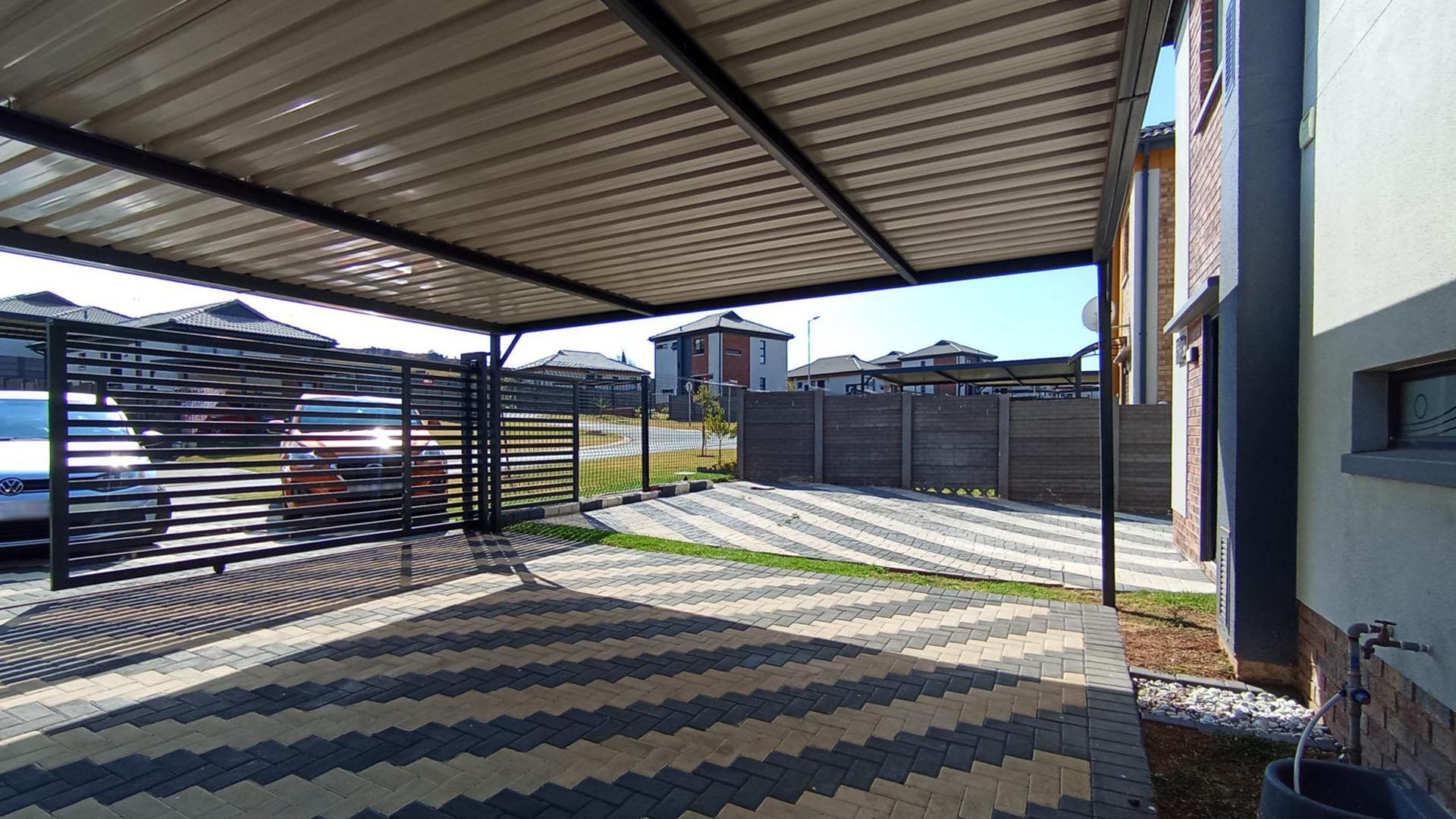 Front View of property in Lotus Gardens