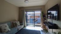 Lounges - 16 square meters of property in Vorna Valley