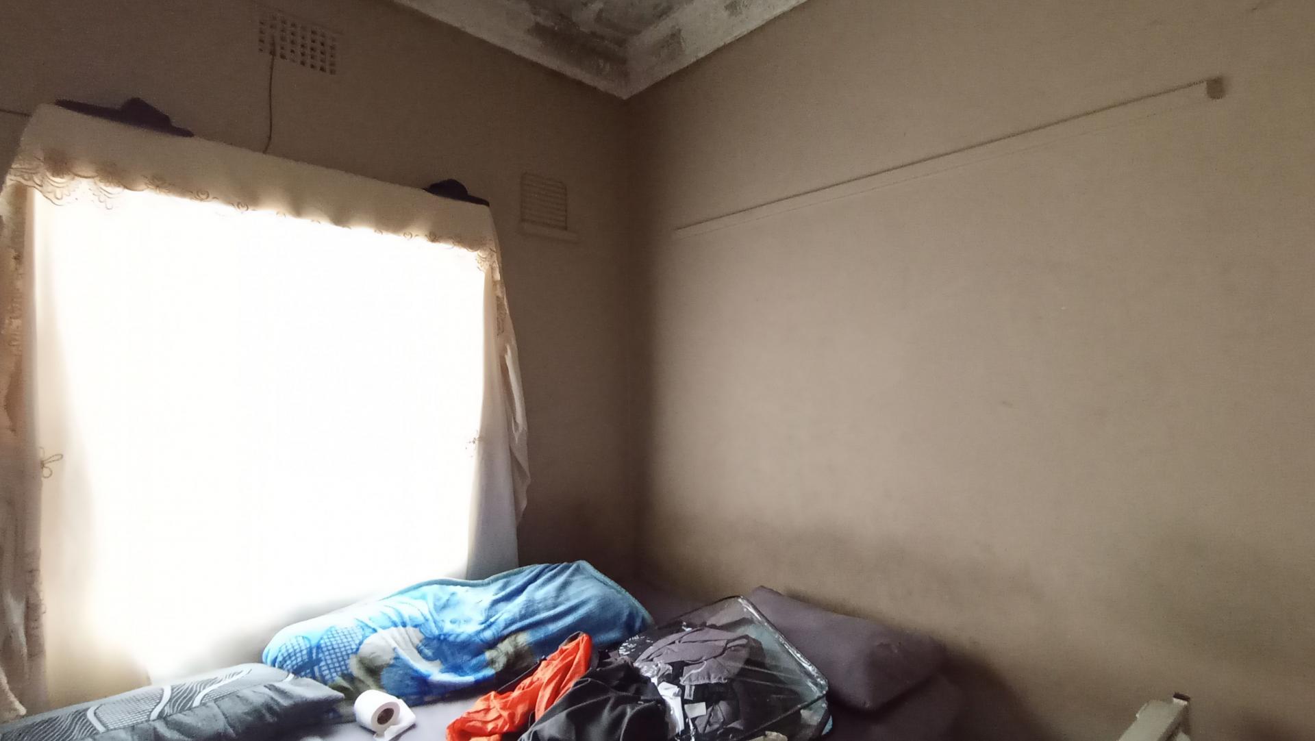 Bed Room 2 - 52 square meters of property in Rosettenville