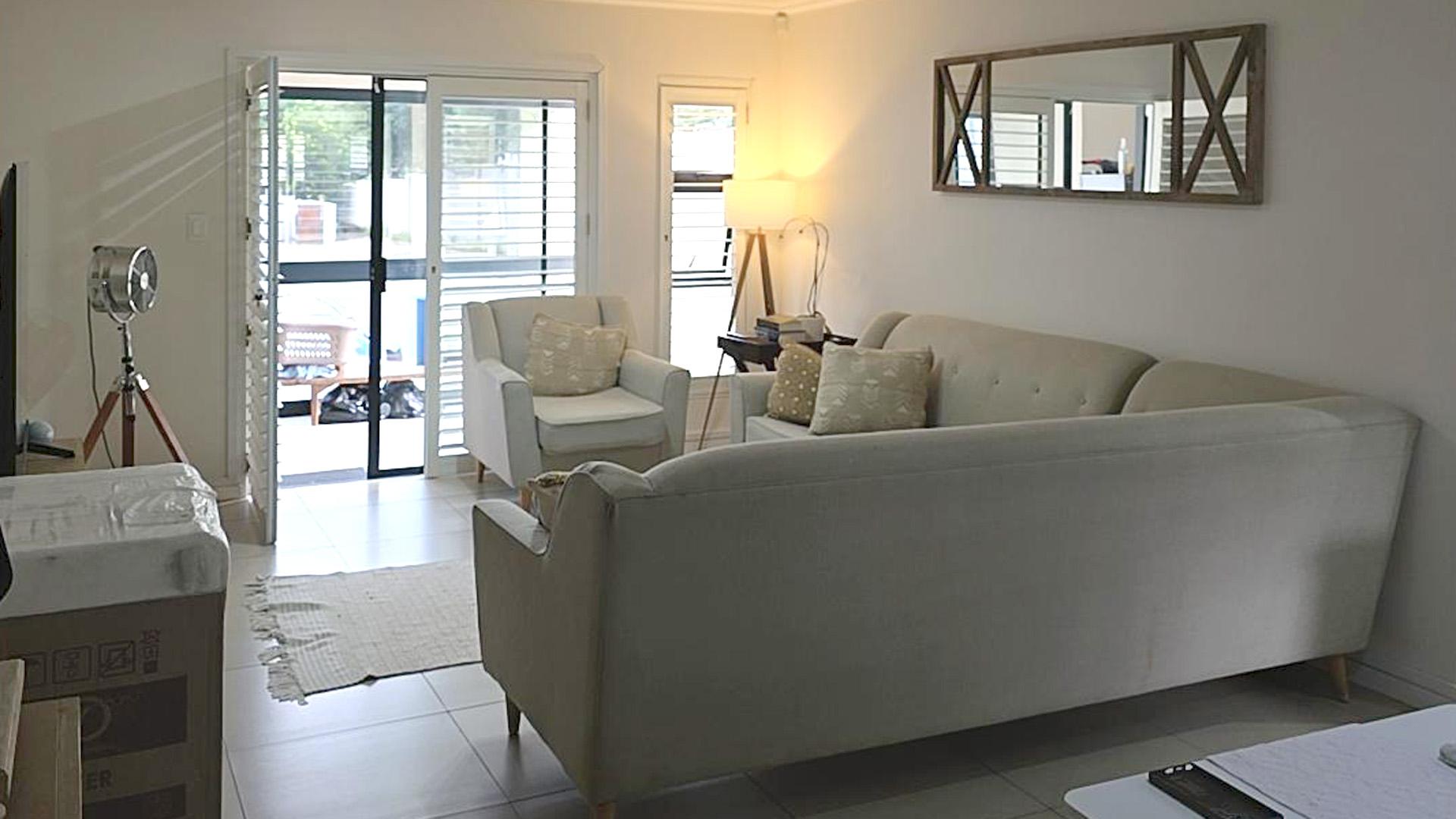 Lounges of property in Edenburg - Jhb