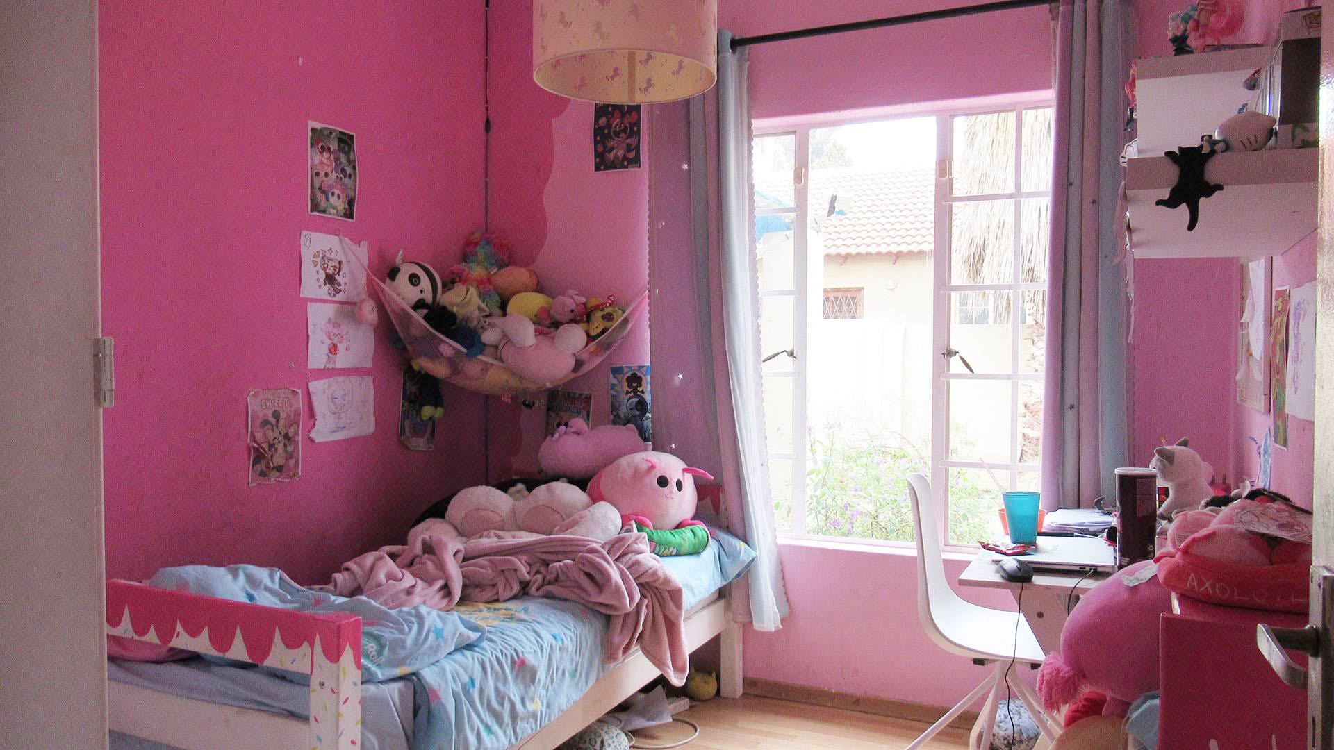 Bed Room 2 - 10 square meters of property in North Riding A.H.