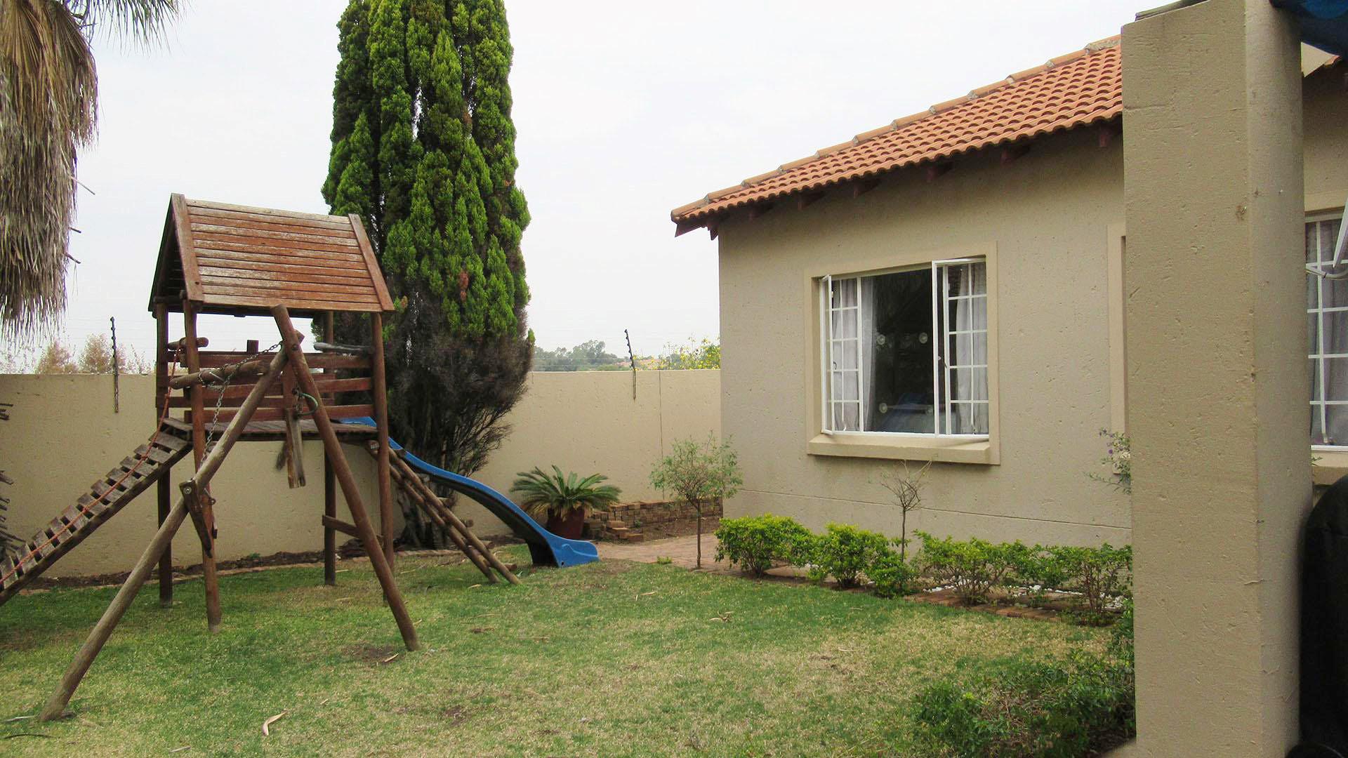 Backyard of property in North Riding A.H.