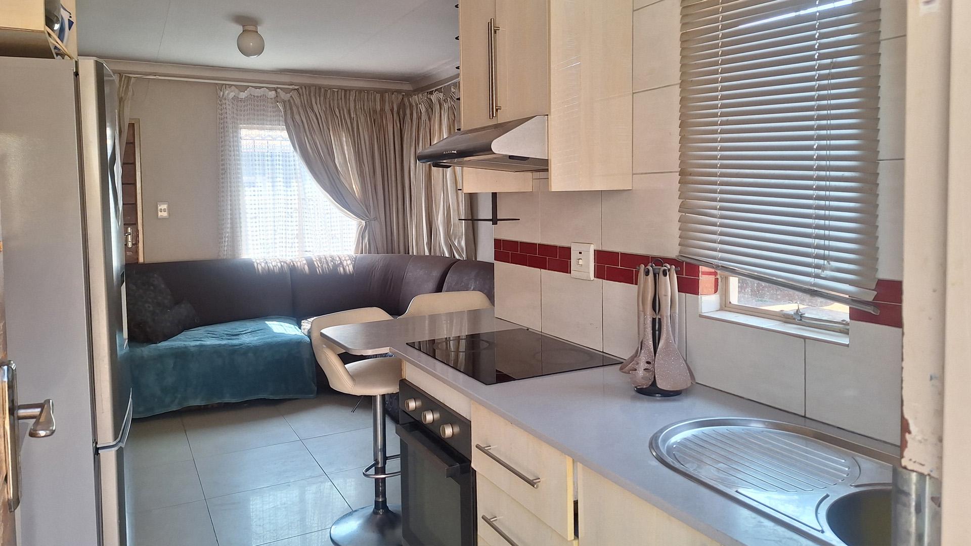 Kitchen of property in Gem Valley