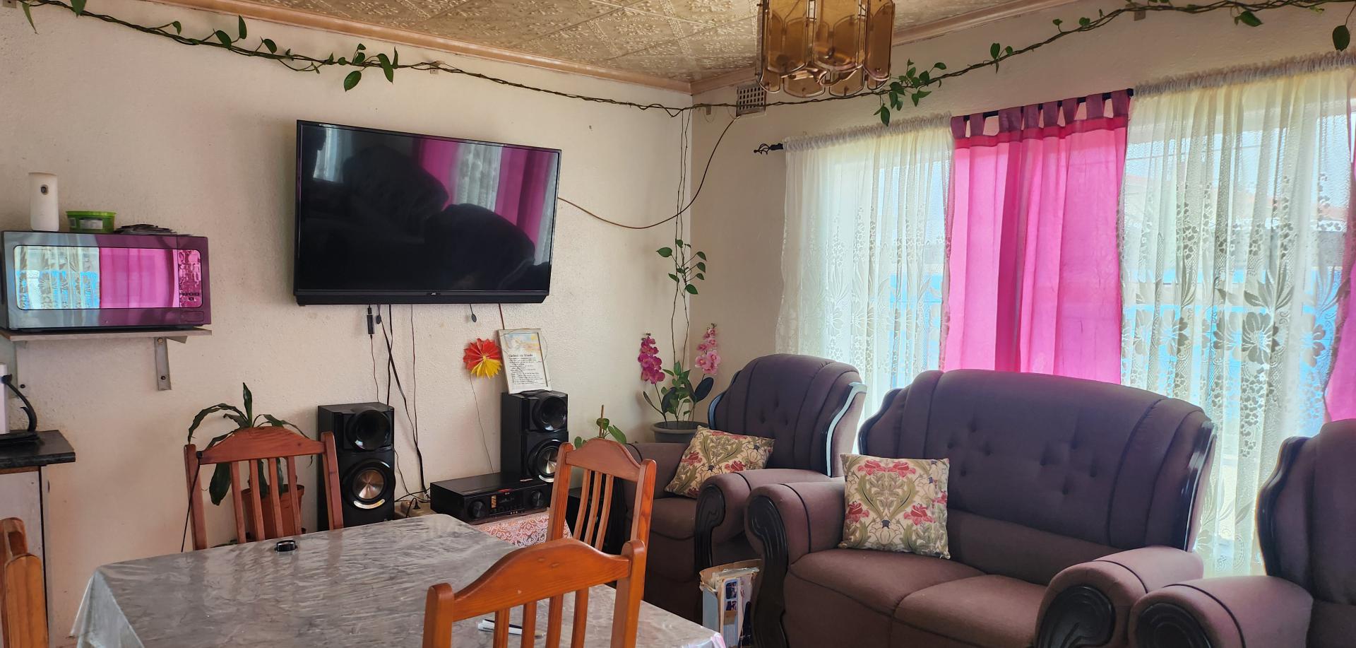  of property in Kraaifontein