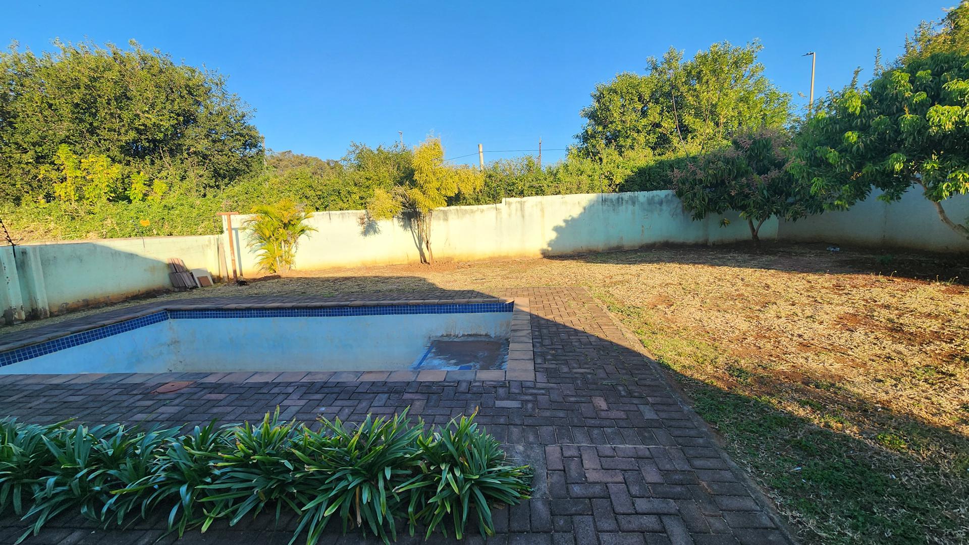 Backyard of property in Malelane