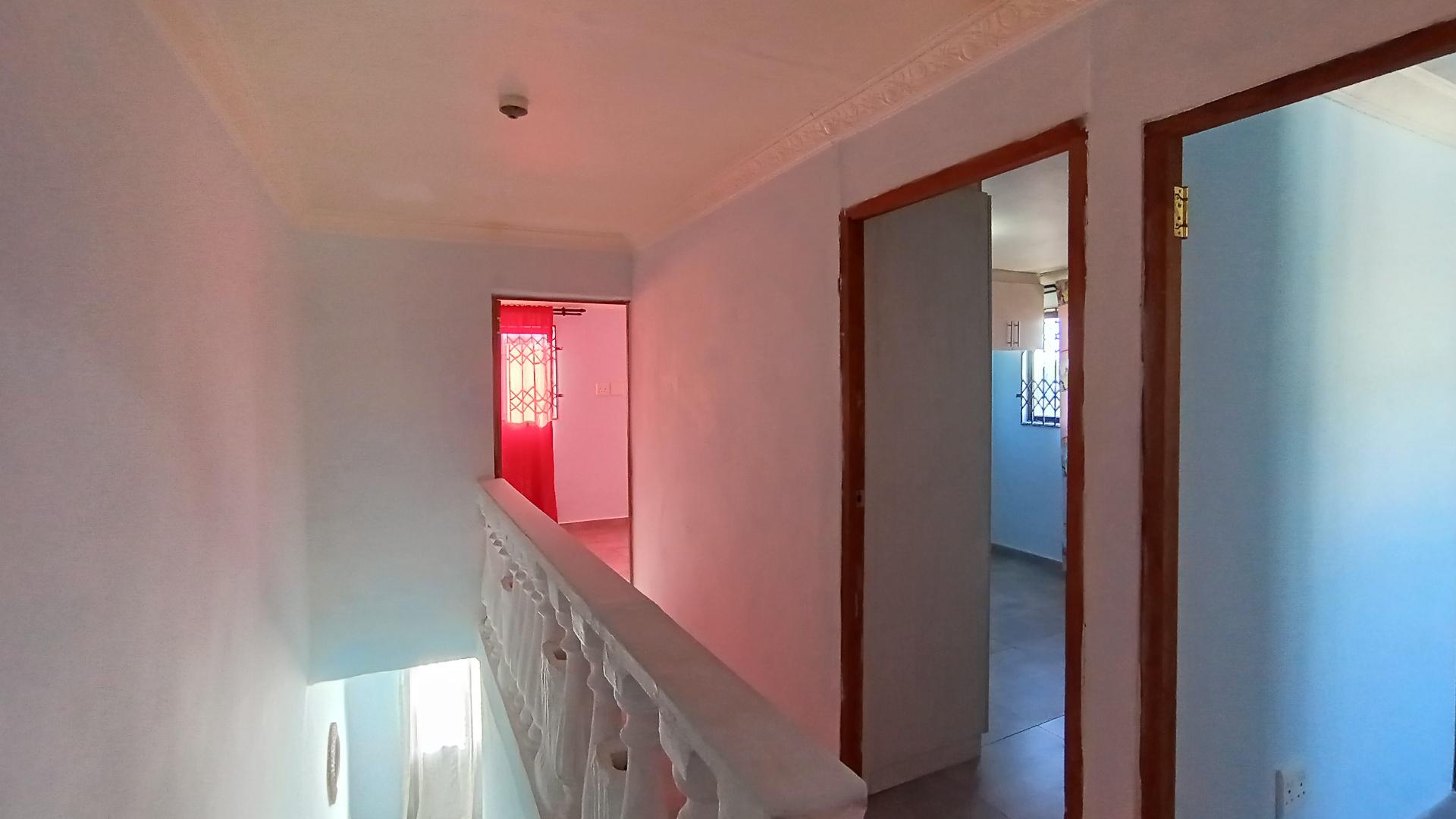 Spaces - 22 square meters of property in Montford