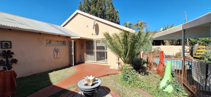 4 Bedroom House for Sale For Sale in Capital Park - MR685757