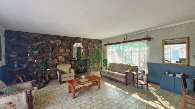 4 Bedroom House for Sale For Sale in Potchefstroom - MR685762