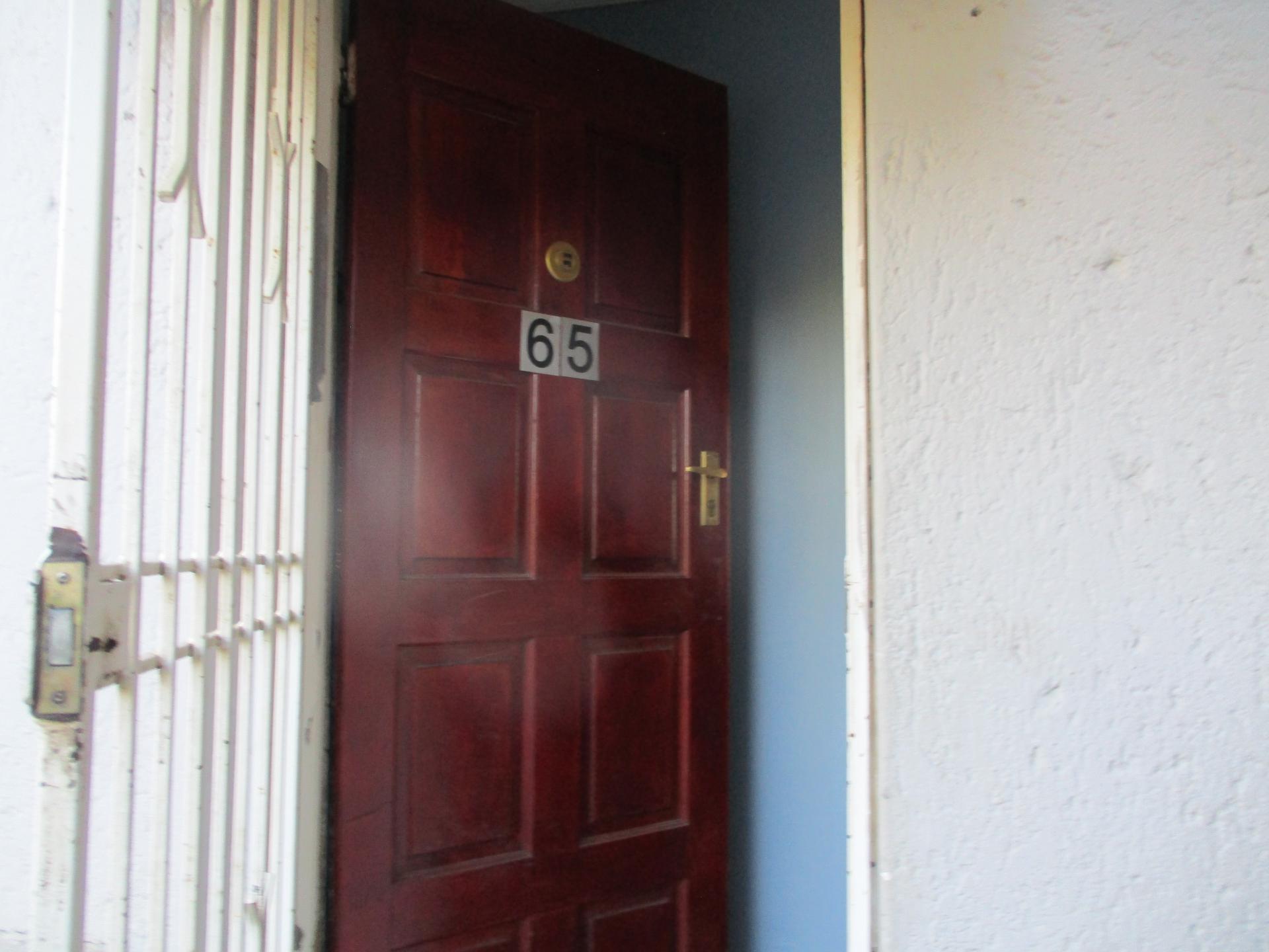  of property in Glen Marais
